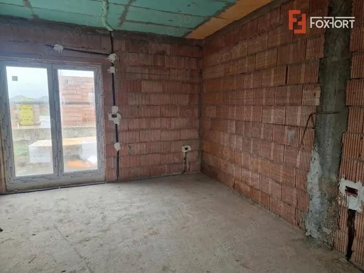 Casă cu 3 camere cu Teren 307 Mp în Oloșag