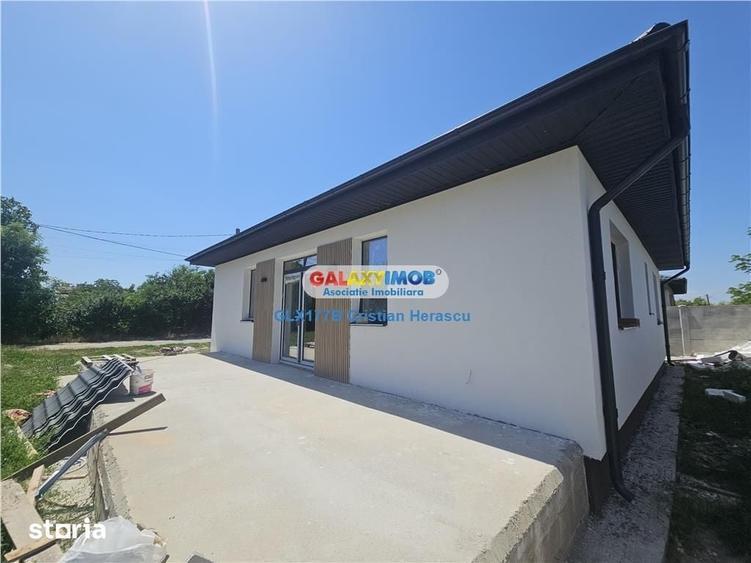 Casă cu 3 camere cu Teren 400 Mp în Crevedia