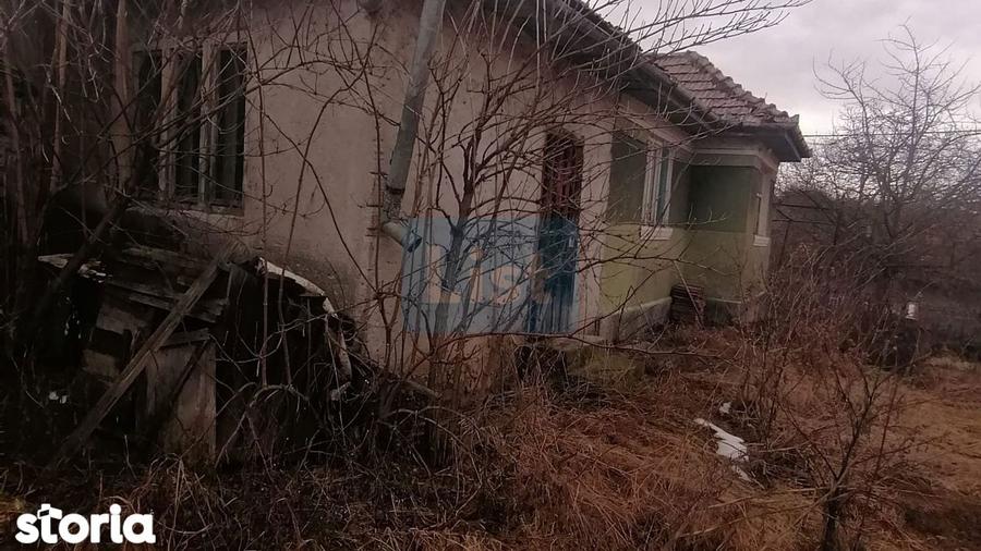 Casă cu 3 camere cu Teren 3040 Mp în Baciu