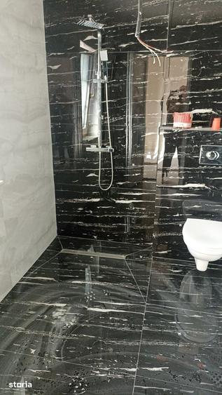 Casă cu 5 camere cu Teren 7200 Mp în Mihai Eminescu