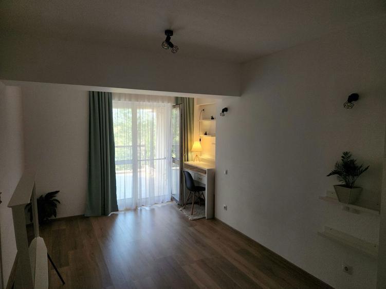Apartament cu 2 camere semidecomandat în Ostratu