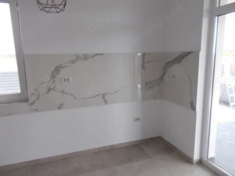 Casă cu 2 camere în Dumbrăvița