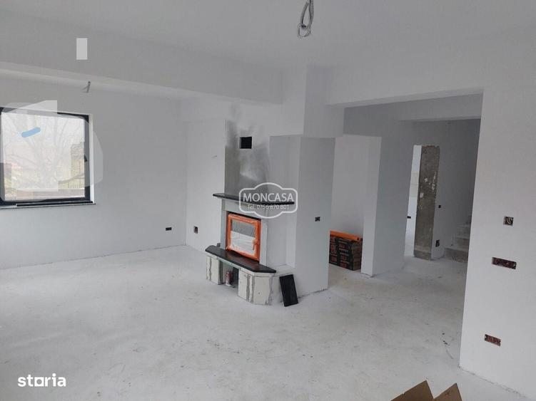 Casă cu 4 camere în Central