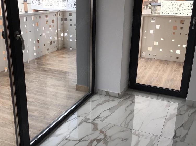 Apartament cu 2 camere semidecomandat în Giroc