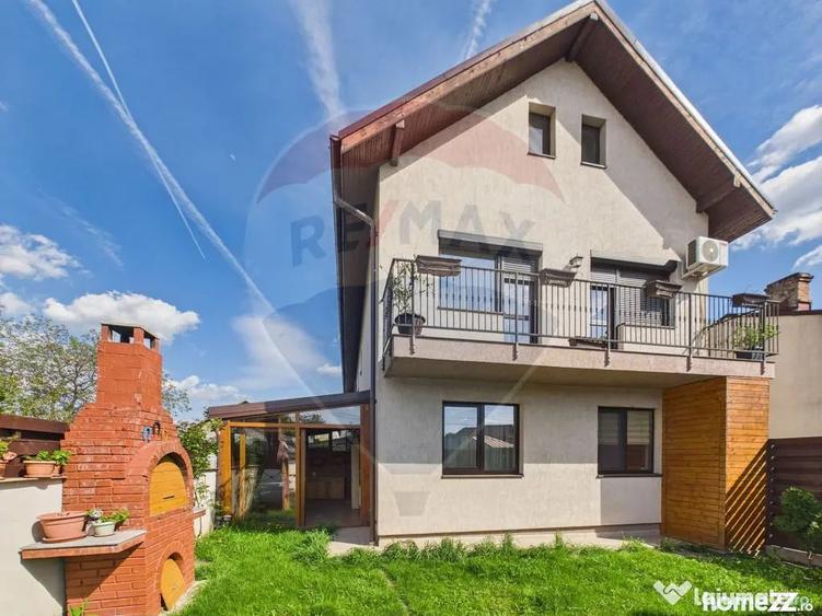 Casă cu 4 camere cu Teren 150 Mp în Dobroești