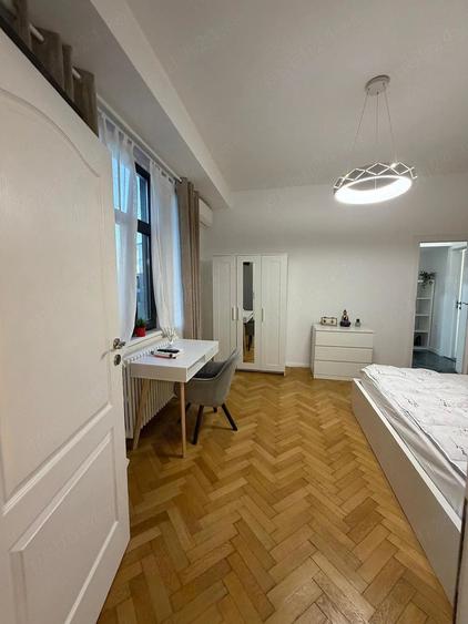 Apartament cu 3 camere decomandat în Unirii
