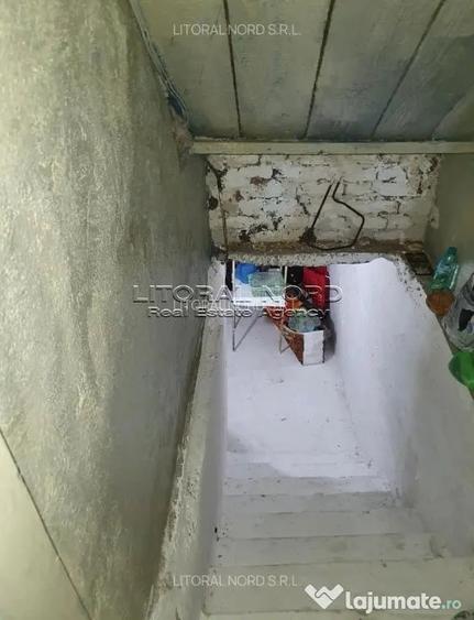 Casă cu 9 camere cu Teren 209 Mp în Eforie