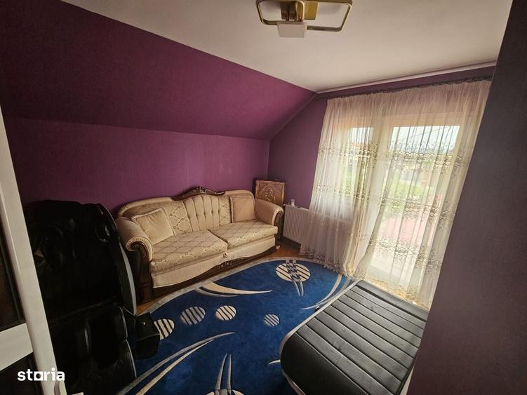Casă cu 4 camere în Micești