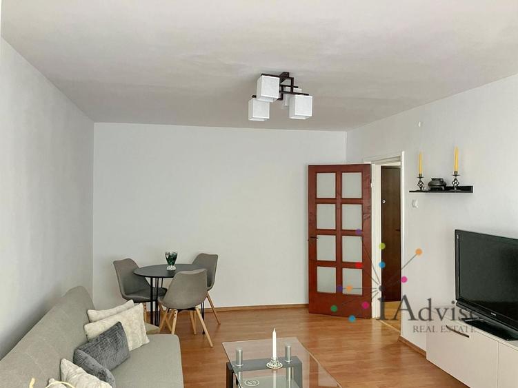 Apartament cu 3 camere decomandat în Răcădău — fotografia 1