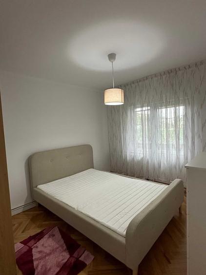 Apartament cu 3 camere decomandat în Grigorescu