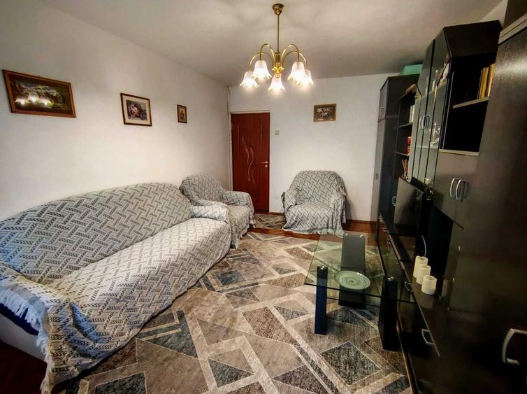 Apartament cu 2 camere decomandat în Tudor