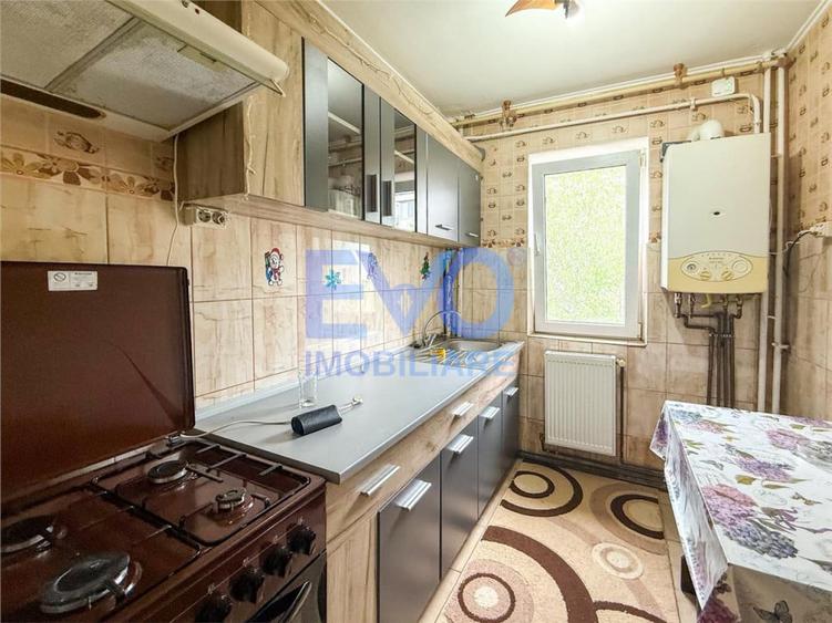 Apartament cu 2 camere semidecomandat în Zimbru