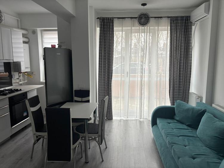 Apartament cu 2 camere semidecomandat, mobilat în Cug