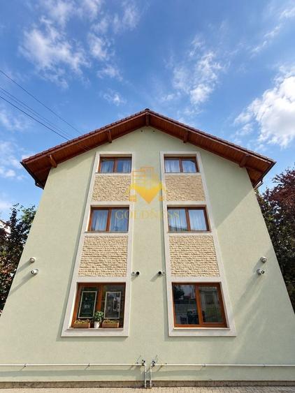Duplex cu 5 camere cu Canalizare în Andrei Mureșanu