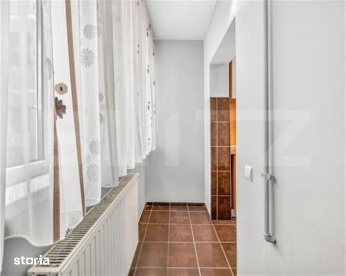 Apartament 2 camere, renovat, 2 balcoane, boxa si parcare Tractoru - 5