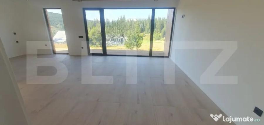 Casă cu 4 camere cu Teren 924 Mp în Central