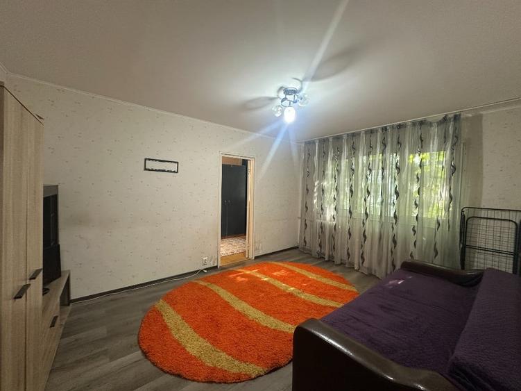 Apartament cu 2 camere decomandat în Malu Roșu