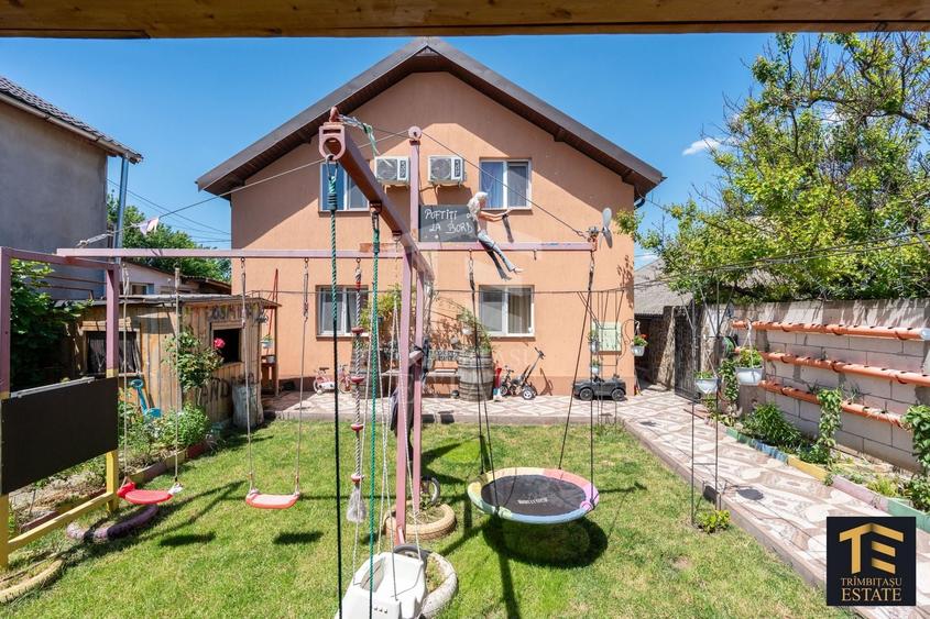 Casă individuală cu 6 camere cu Canalizare în Nord