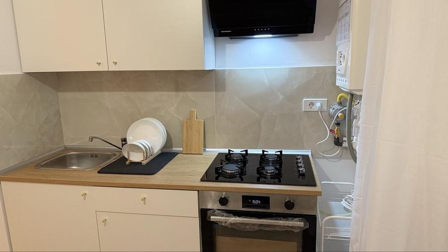 Apartament cu 2 camere decomandat în Obor