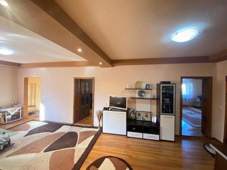 Casă cu 3 camere în Bujac