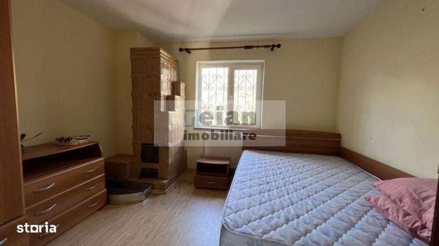 Casă cu 4 camere în Bărzila