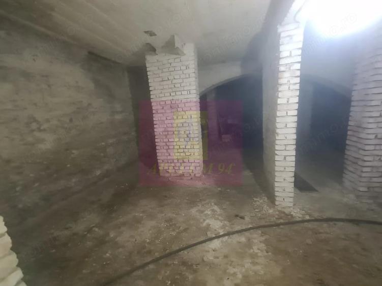 Casă cu 4 camere cu Teren 332 Mp în Central