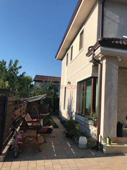 Casă cu 4 camere cu Teren 113 Mp în Someșeni