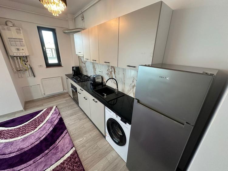 Apartament cu 2 camere decomandat, mobilat în Tomis Plus