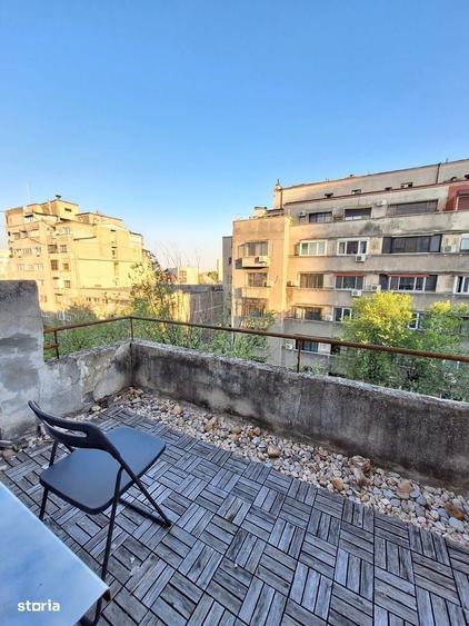 Apartament cu 3 camere în Rosetti