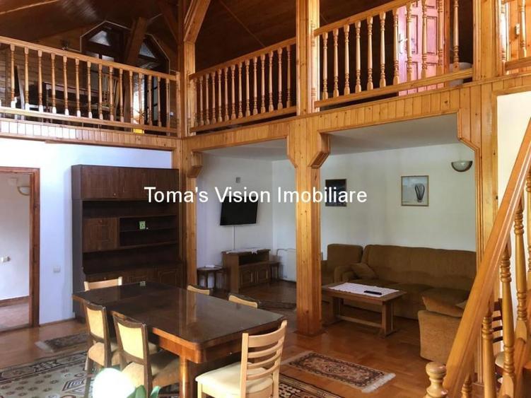Casă individuală cu 10 camere cu Canalizare în Zamora