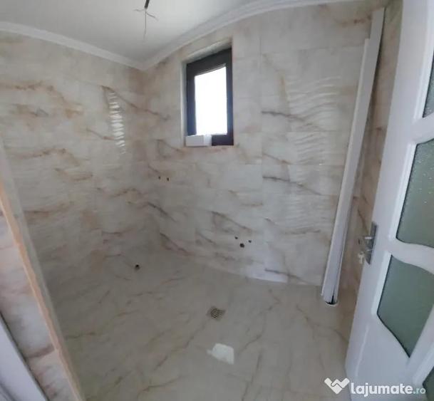 Casă cu 4 camere cu Teren 470 Mp în Vârteju