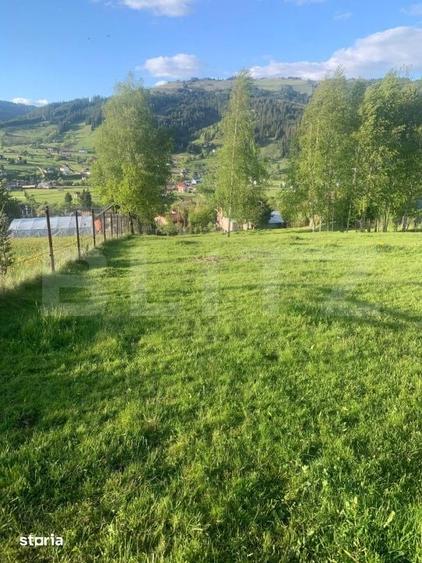Teren de 2000 mp, în Central