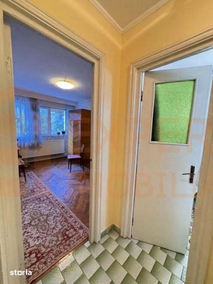 Apartament cu 2 camere semidecomandat în Far