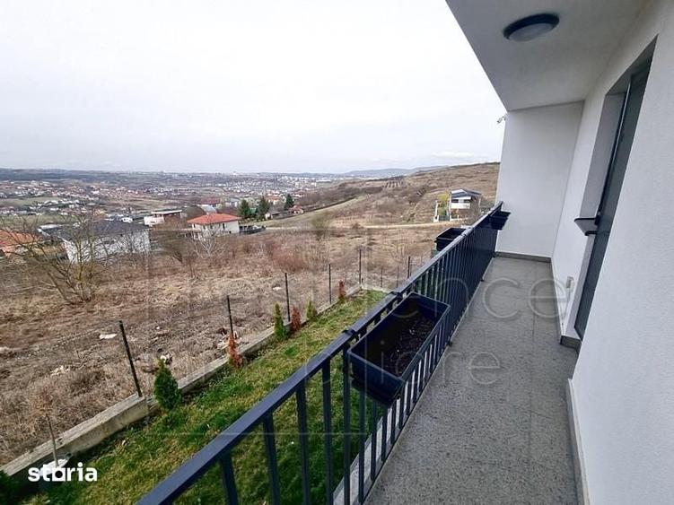 Casă cu 4 camere cu Teren 350 Mp în Borhanci