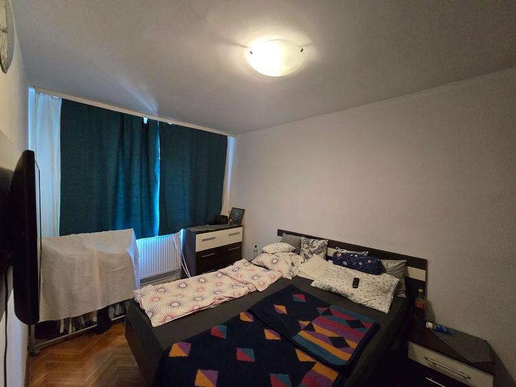 Apartament 3 camere,Zona Lipovei,Etaj 2, Mobilat si Utilat Complet, Garaj - 3