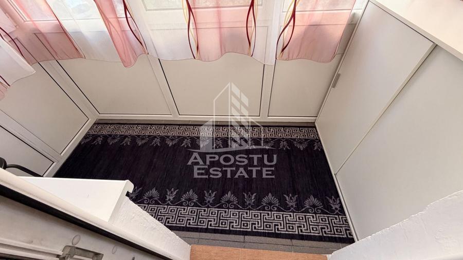 Apartament cu 2 camere nedecomandat, mobilat în Girocului