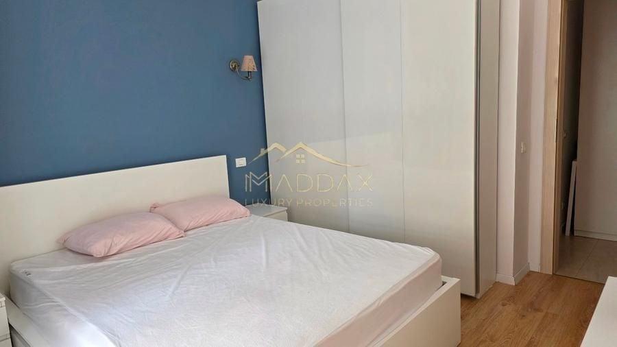 Apartament cu 2 camere nedecomandat, mobilat în Lujerului