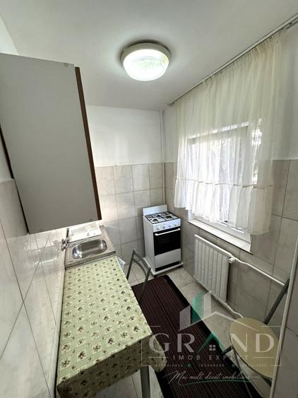 Garsonieră cu BALCON | 26 mp | UMF–Zorilor/P-ța Zorilor | Etaj 2/4 - 5