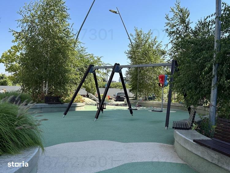 Apartament cu 3 camere decomandat în Băneasa