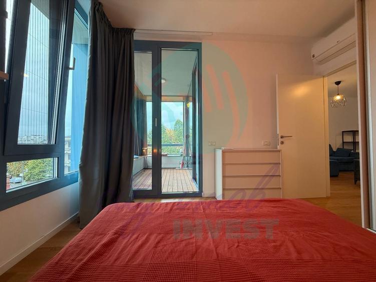 Apartament cu 2 camere semidecomandat, mobilat în Ștefan cel Mare