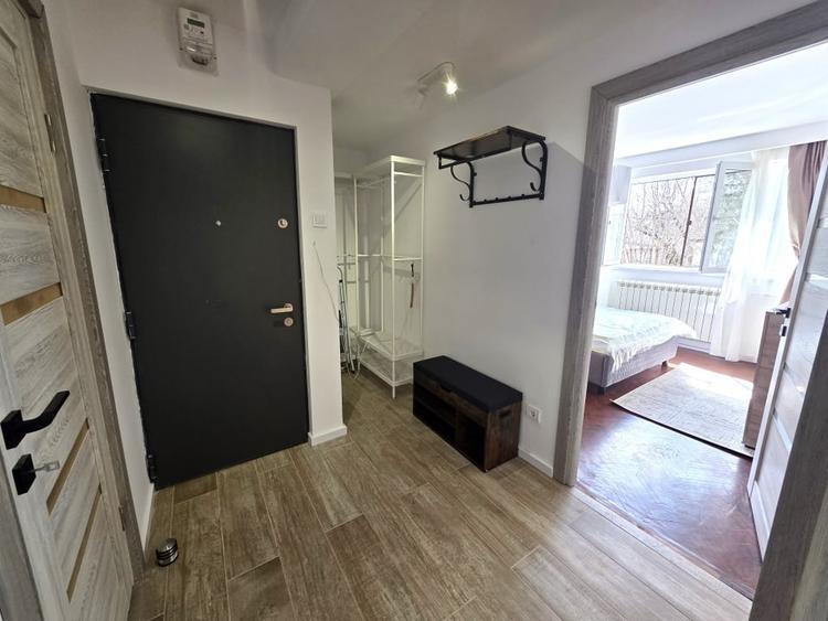 Apartament cu 2 camere decomandat, mobilat în Viilor