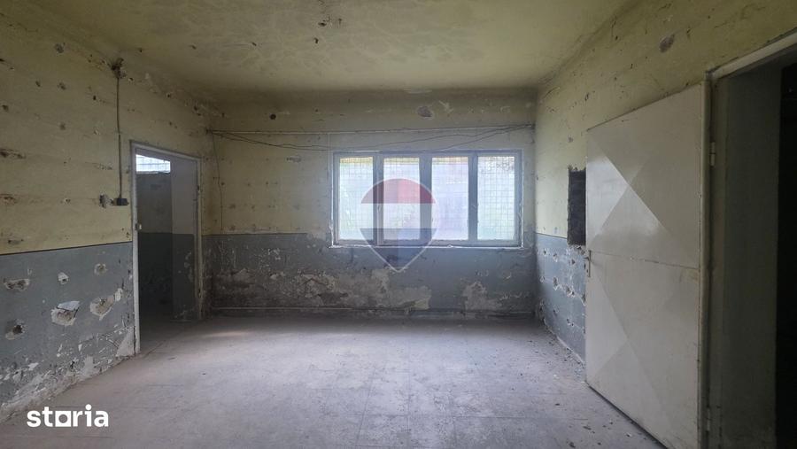 Spațiu comercial, de 232 mp, în Est