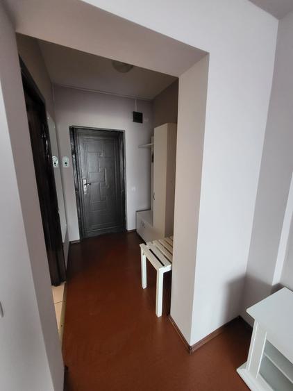 Apartament cu 2 camere semidecomandat în Bucium