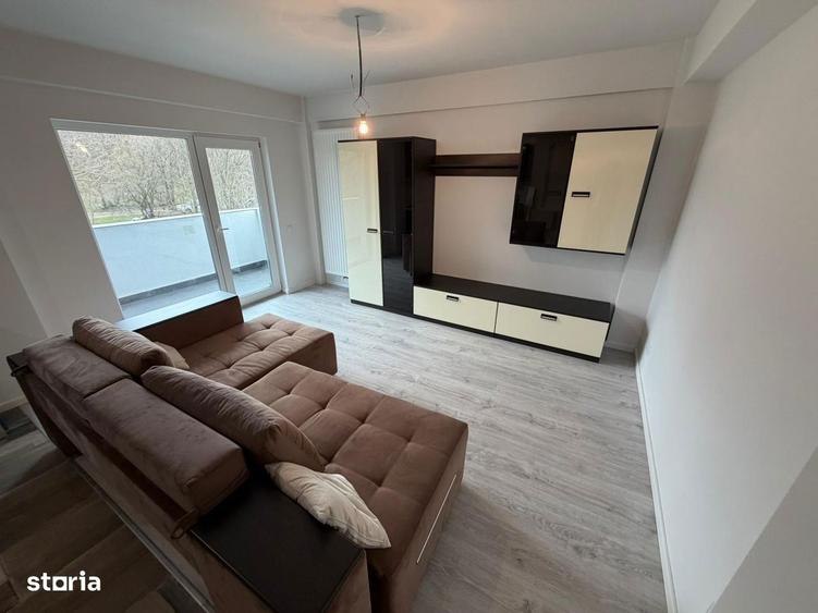 Apartament cu 2 camere decomandat în Bucium — fotografia 1
