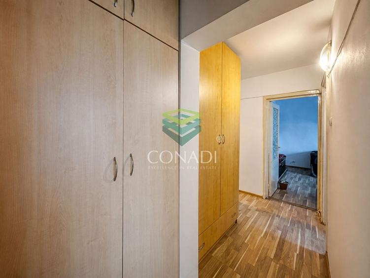 Apartament cu 3 camere decomandat, mobilat în Drumul Taberei