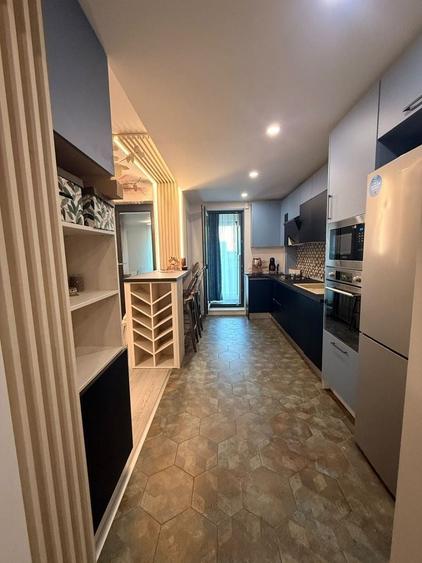 Apartament cu 2 camere decomandat în Palazu Mare