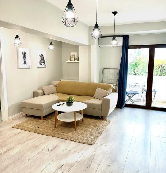 Apartament cu 2 camere decomandat, mobilat în Nerva Traian