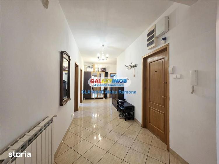Apartament cu 5 camere decomandat, mobilat în Ștefan cel Mare