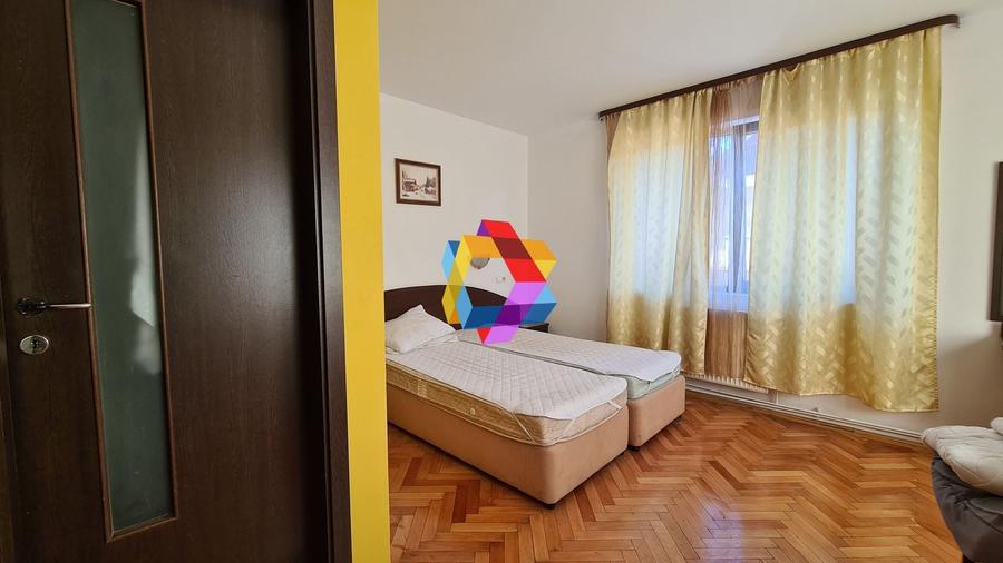 Birou, de 300 mp, în Astra