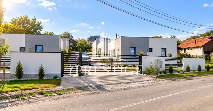 Casă individuală cu 3 camere cu Canalizare în Sadu